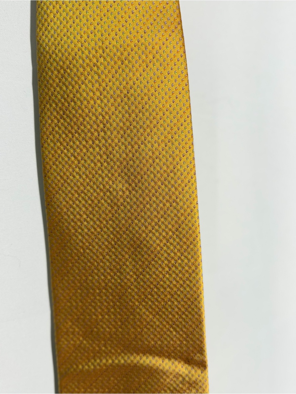Classic Solid Yellow Men's Tie - Picture 2 of 6